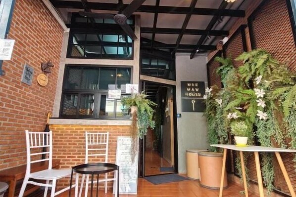 Interior - MEEMAW'S HOUSE (Bangkok)