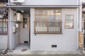 Exterior - Tenichikaku (Kyoto)