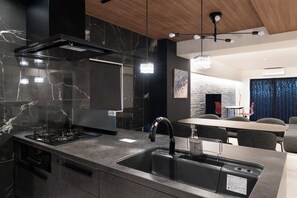 Private kitchen - CREAL premier Akasaka (Minato-ku)