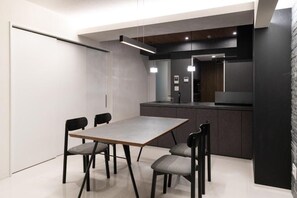 Dining - CREAL premier Akasaka (Minato-ku)