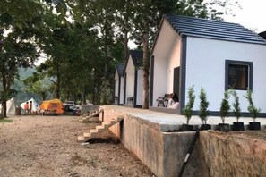 Room - 66 Baanaisuan (Than To)