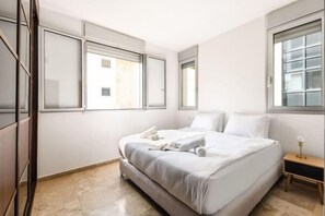 เตารีด/โต๊ะรีดผ้า