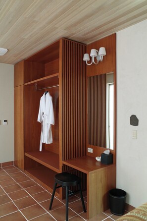 1 室のベッドルーム、WiFi、ベッドシーツ、車椅子でアクセスできる設備