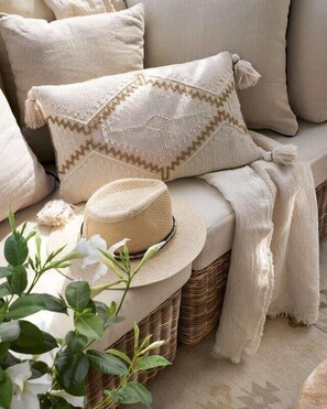 Room - All About La Boheme (Benahavis)