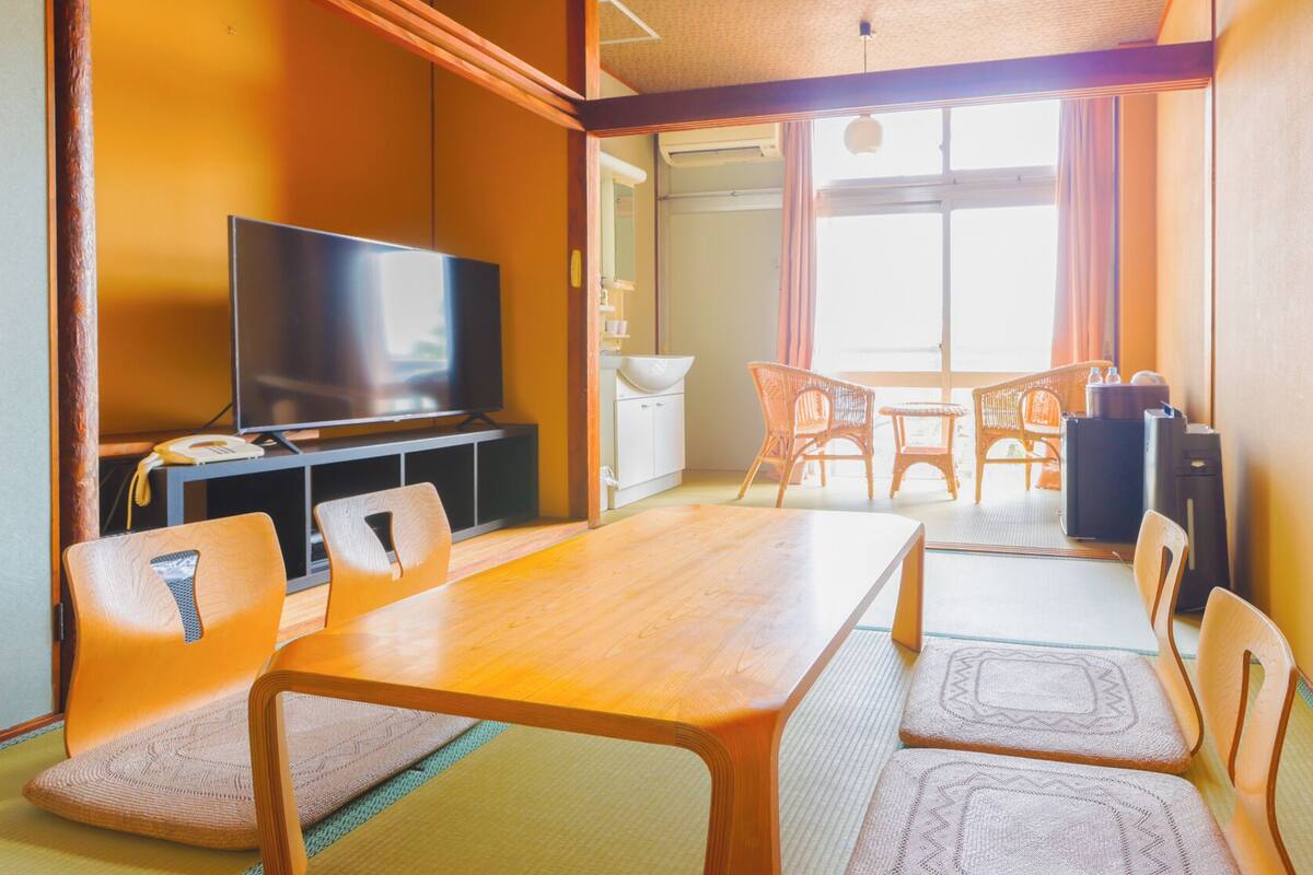 Habitación básica | Wifi gratis y ropa de cama 