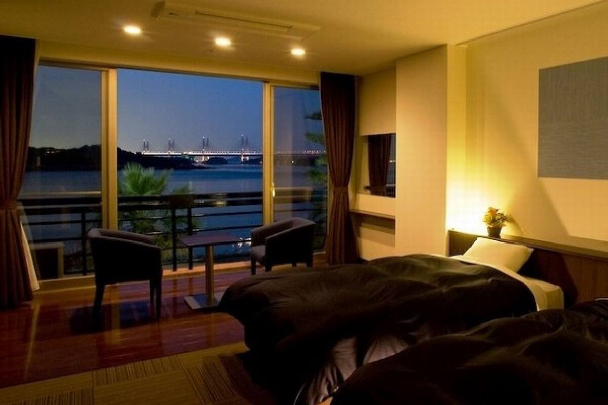 Wifi gratis y ropa de cama