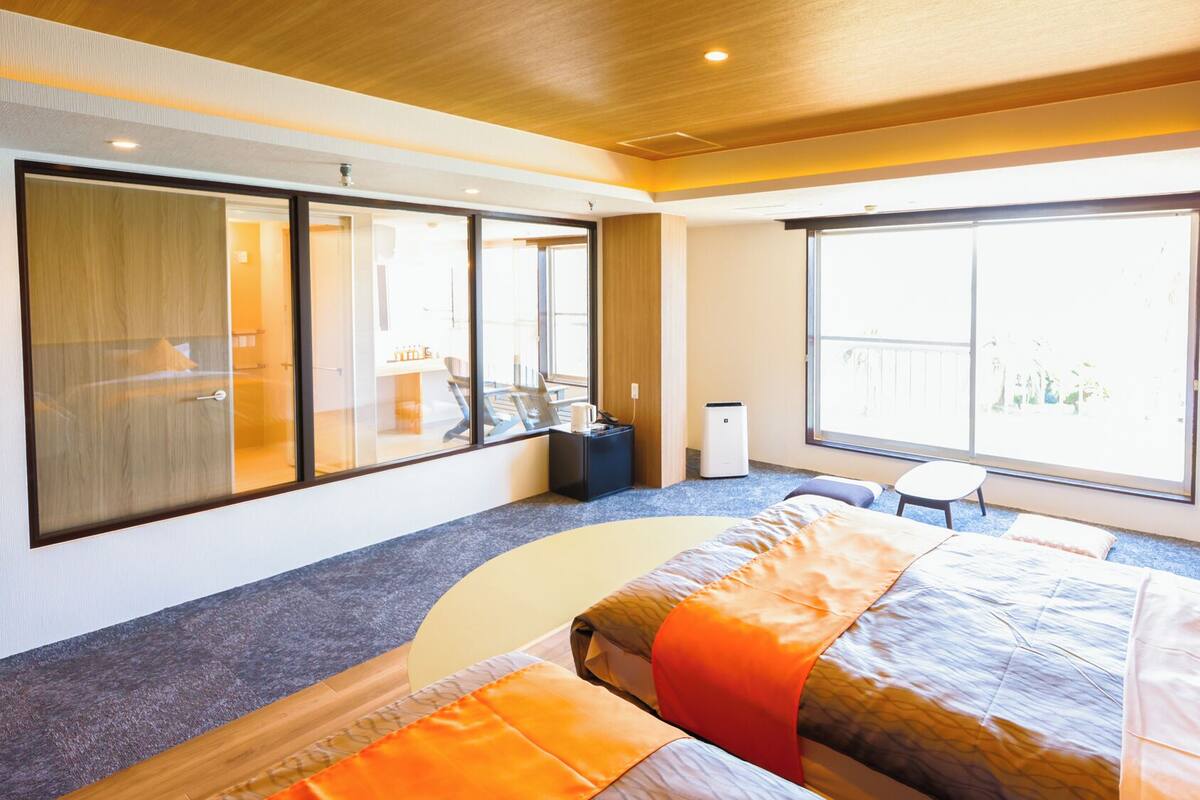 Habitación de diseñador | Wifi gratis y ropa de cama 