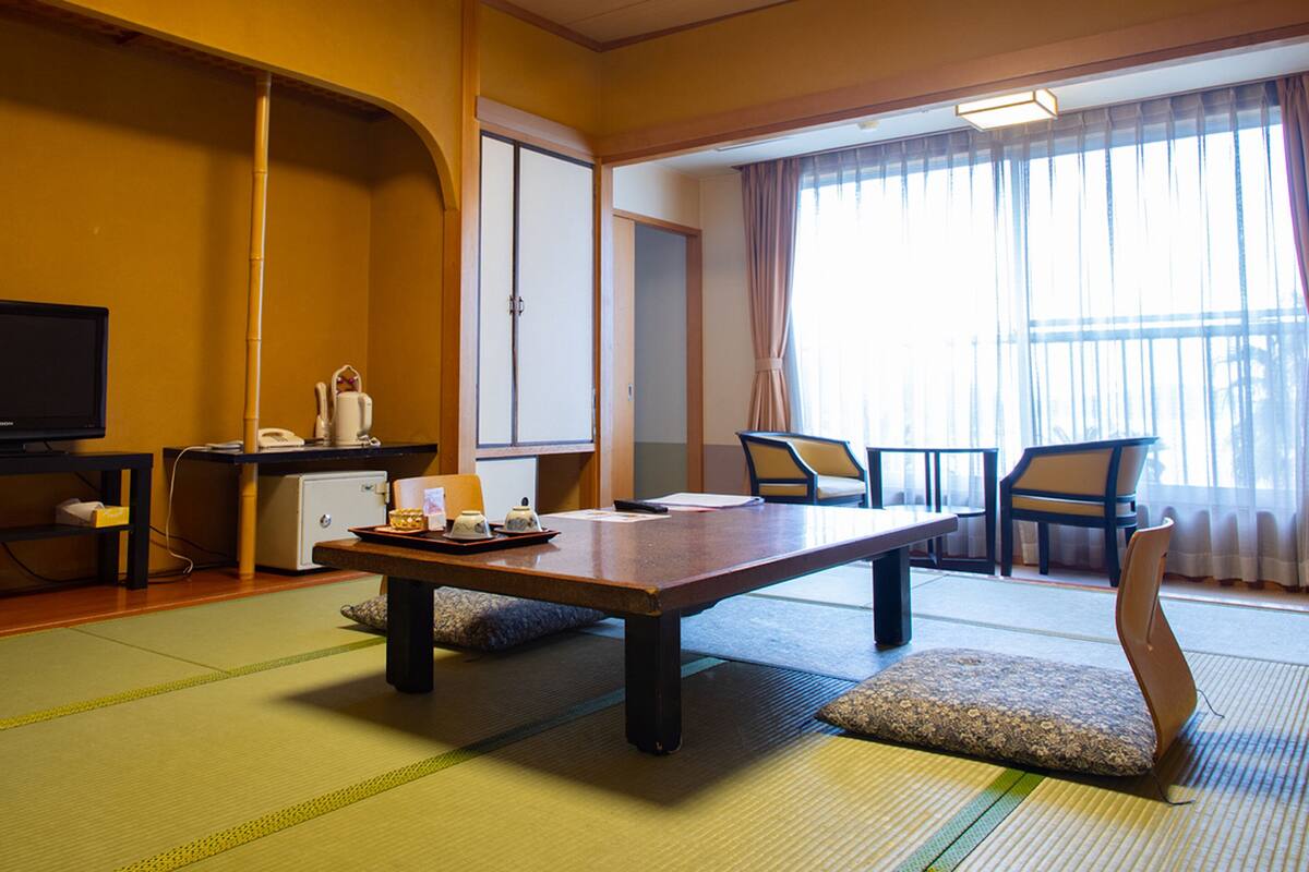 Habitación de estilo japonés, para no fumadores (10 tatami mats) | Wifi gratis y ropa de cama
