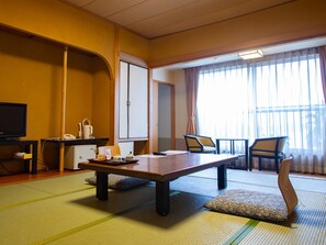 Habitación de estilo japonés, para no fumadores (10 tatami mats) | Wifi gratis y ropa de cama