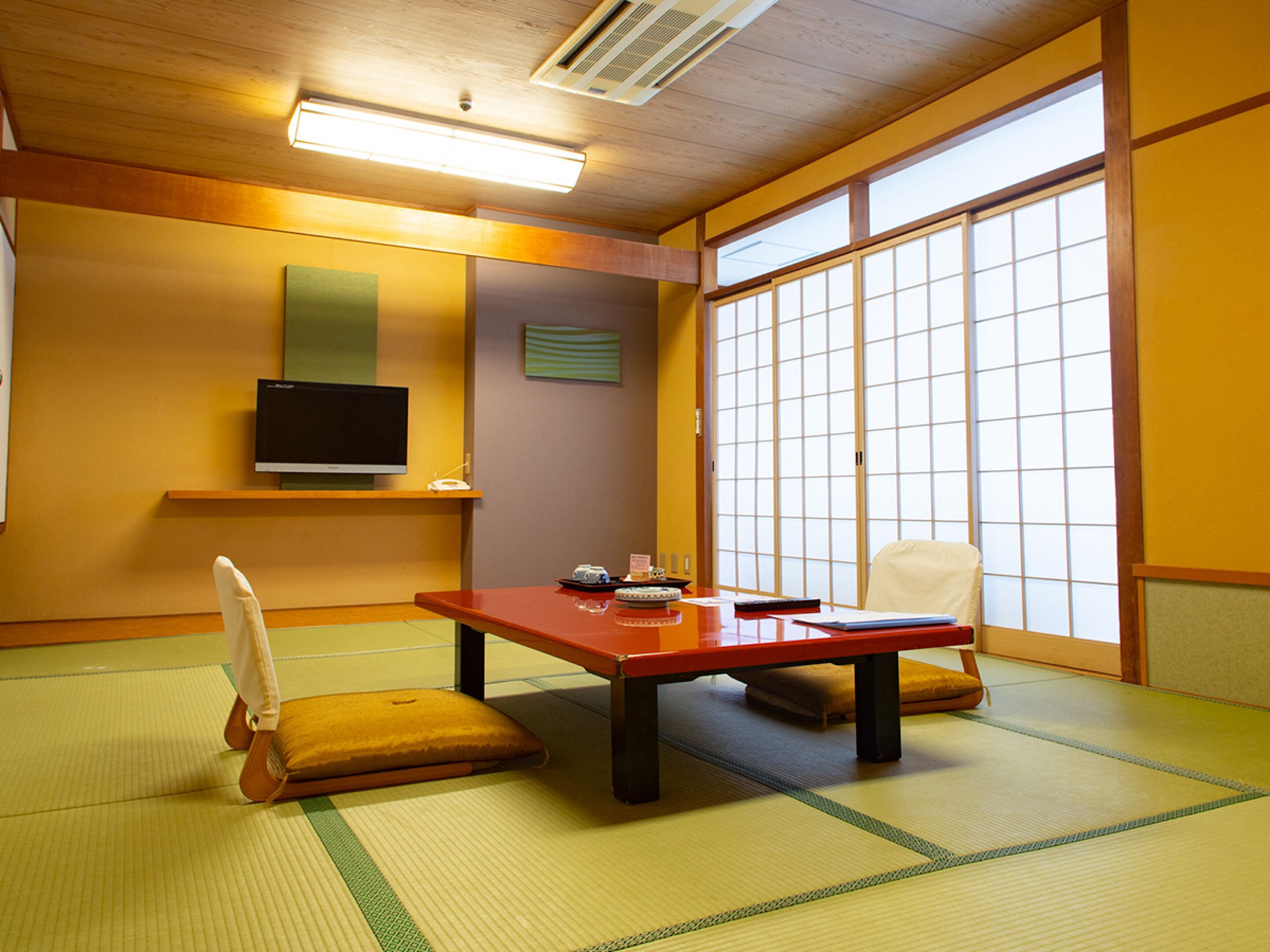 Wi-fi (inkludert) og sengetøy