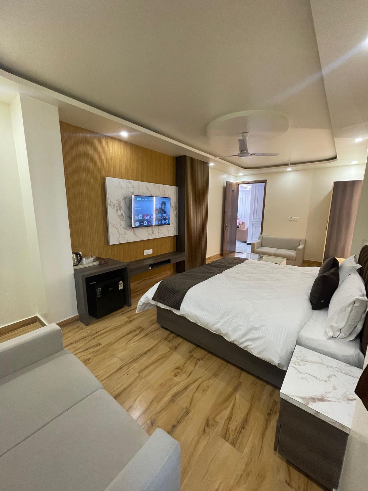 Superior Double Room | Iron/ironing board, free WiFi