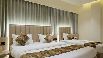 Executive Room | Desk