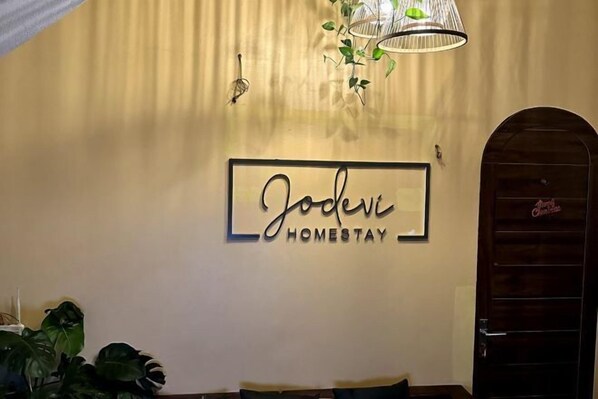 Interior - Pamela Cao Bang Homestay (P. Hop giang)