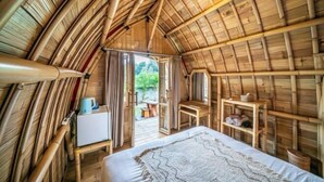 Room - Tegal Bamboo Cottages & Private Hot Spring (Bali)
