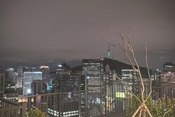 View from property - SUNNY HOUSE (Seoul)