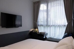 Tabla de planchar con plancha y cunas