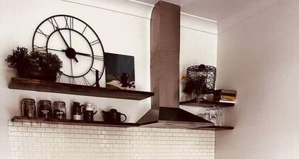 Water views + King bed + Spa bath + Breakfast