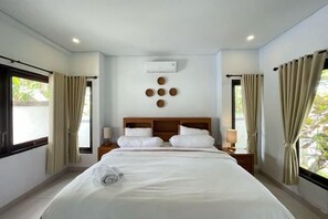 Room - Ananda Villa Yeh Gangga by The Lavana (4 Bedroom Villa with Private Pool) (Bali)