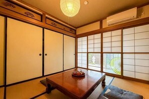 Interior - TAKAYAMA KAEDENOYADO (Takayama)