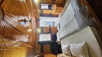 Basic Room | Free WiFi