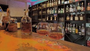Bar (di hartanah)