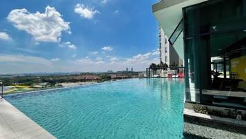 Alberca al aire libre