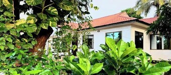 Elrad Msamvu Villa with Privacy by Monalisa