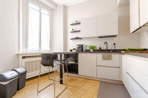Private kitchen - Appartamento Montenero in Porta Romana, Milano Centro (Milan)