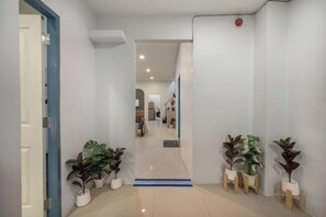 Unclassified image, 3 of 17, button - Spacious Family Haven Chatuchak Market - 5BR House (Bangkok)