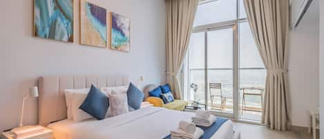 Deluxe Studio, Balcony, City View | Free WiFi