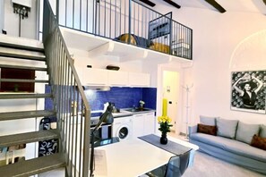 Room - Loft in a fashion quarter of Milan (Milan)