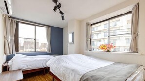 Unclassified image, 5 of 44, button - Guest House IROHA (Tokyo)