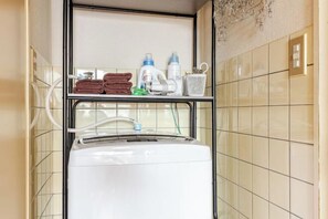 Room - Guest House IROHA (Tokyo)