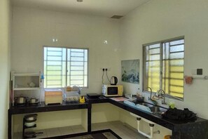 Unclassified image, 4 of 56, button - Ipoh Homestay Vacation 12 Pax 4 Bedroom for Delicious Food (Ipoh)