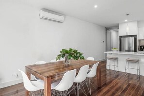 Restaurant - Boye Home (Rowville)