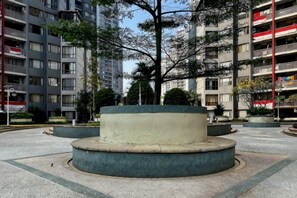 Property grounds - Large and Strategic Rasuna Apt 3BR with WiFi &Pool (South Jakarta)