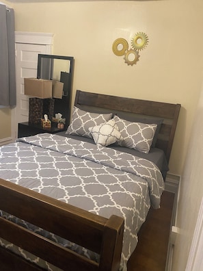2 soveværelser, skrivebord, strygejern/strygebræt, gratis Wi-Fi
