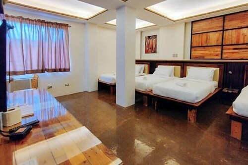 Estancia Roadside Inn by RedDoorz