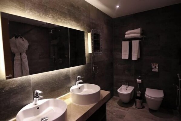 Room - Hotel Le Pic 31 (Toulouse)