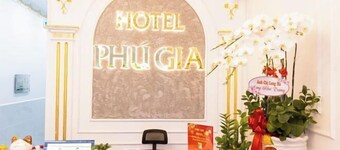 Phu Gia Hotel 2160 Huynh Tan Phat