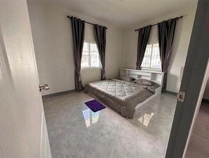 Room - 03 Bedroom House in Chiang Mai (San Sai)