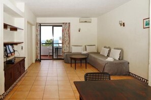 Living area - Cheerfulway Ouravista Apartamentos (Albufeira)