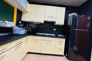Unclassified image, 5 of 38, button - The Ace 6 Bedrooms 6 Bathrooms Villa With Free Bills (Pattaya)