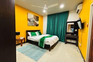Unclassified image, 2 of 38, button - The Ace 6 Bedrooms 6 Bathrooms Villa With Free Bills (Pattaya)