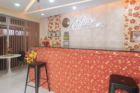 Lobby - RedDoorz @ Casa Barcelona Condotel (Iloilo City)