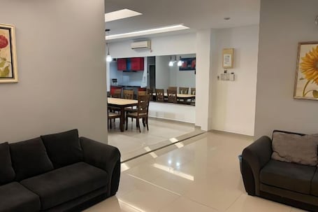 Interior. Shamrock Beach Villa Penang No19 Sleeps 22