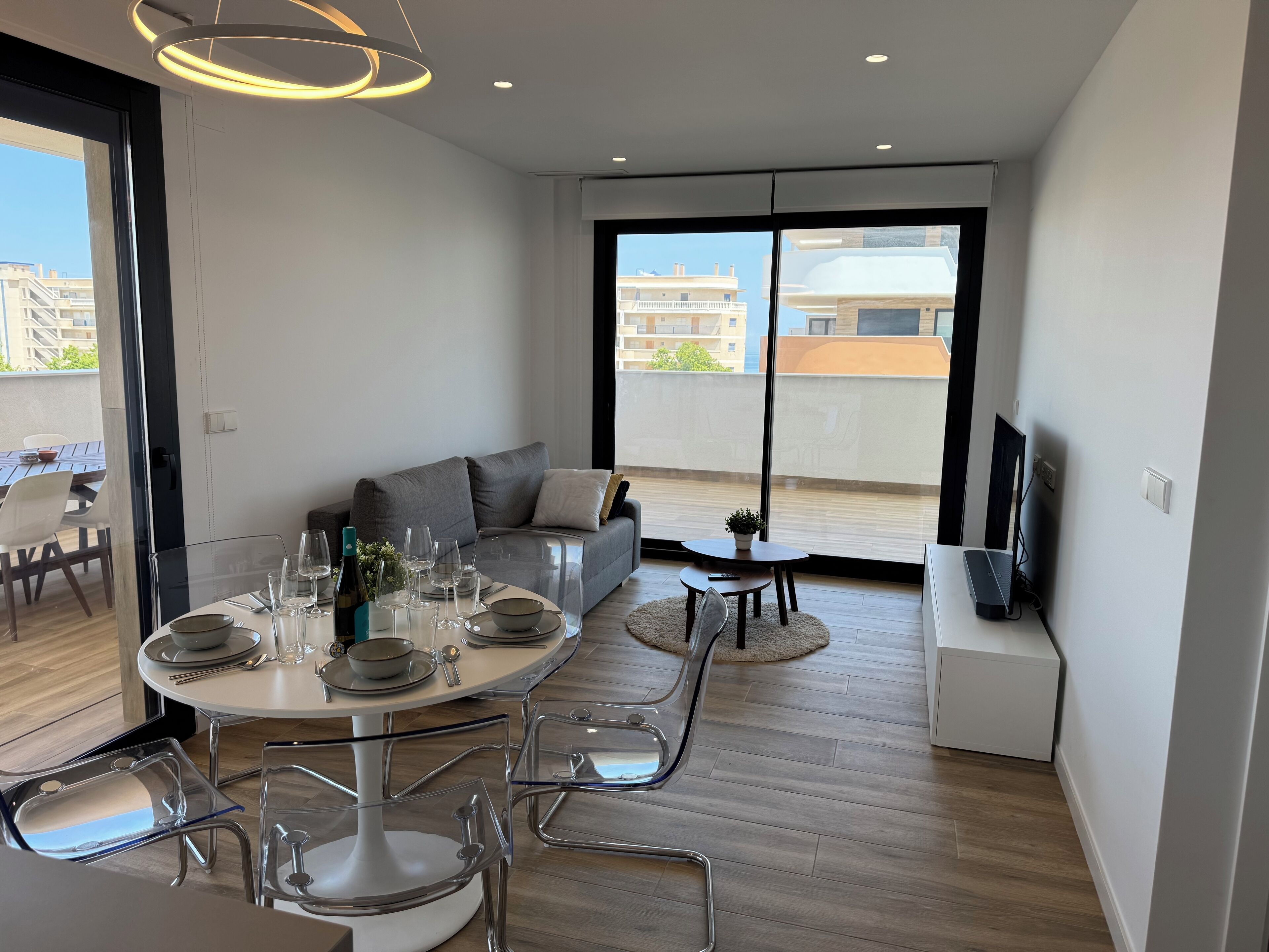 Apartment, 2 Bedrooms, Accessible, Smoking | Ruang tamu