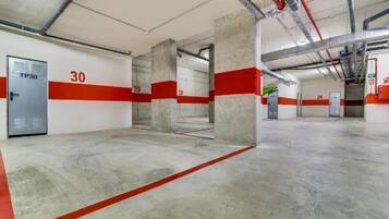 Apartment, 2 Bedrooms, Accessible, Smoking | Interior