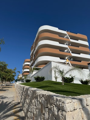 Apartment, 2 Bedrooms, Accessible, Smoking | Exterior - Luxurious 2-bedroom Apartment in Arenals del Sol With Pool and Sea Views (Elche)