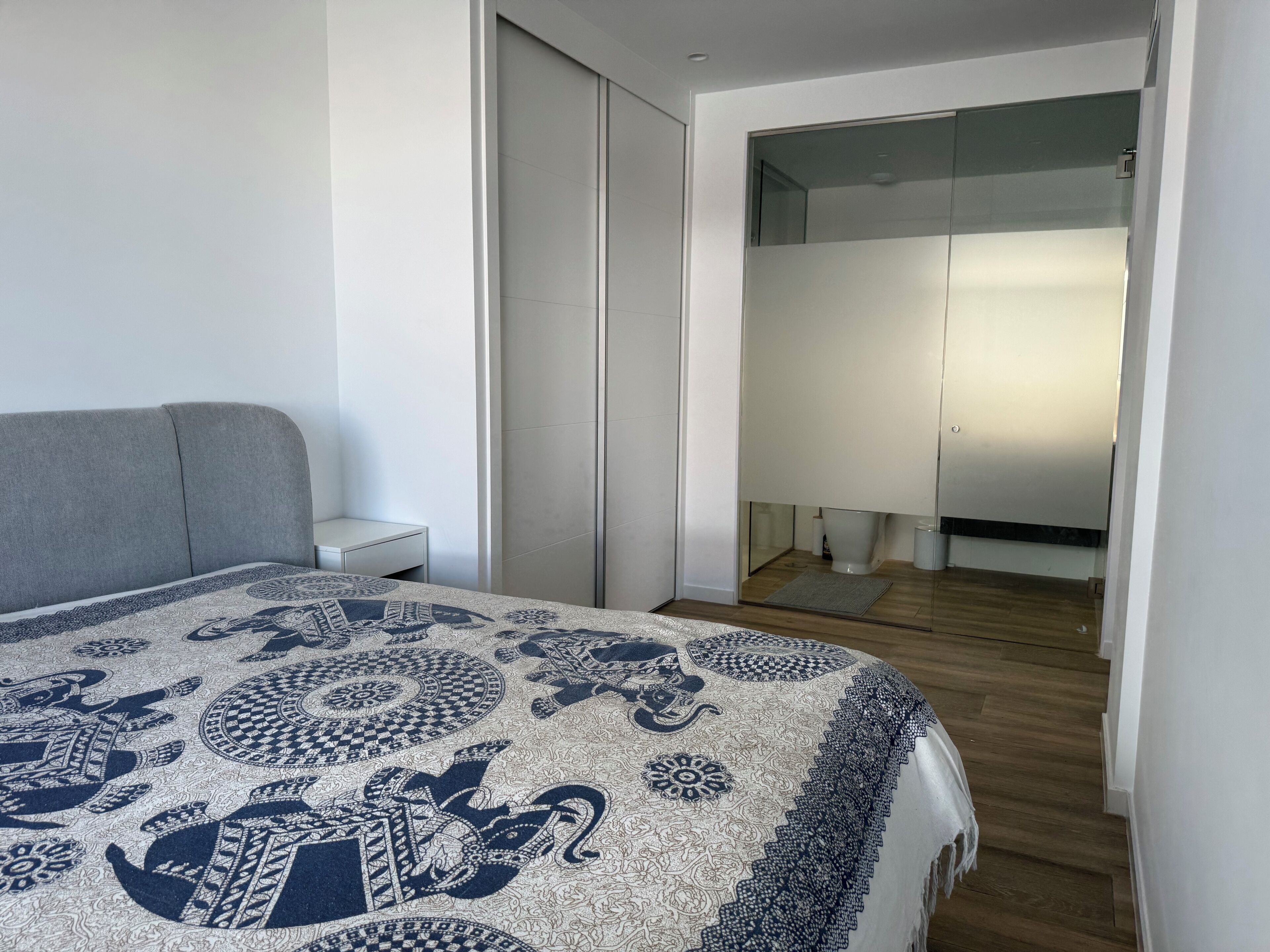 Apartment, 2 Bedrooms, Accessible, Smoking | 3 bedrooms